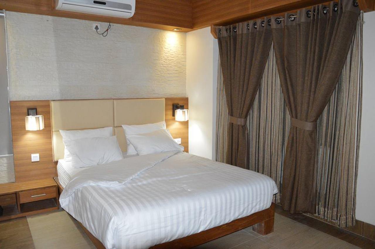 Neeshorgo Hotel & Resort Кокс-Базар Екстер'єр фото