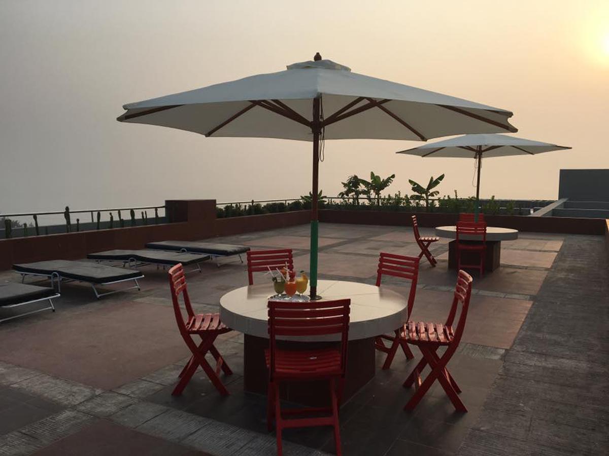 Neeshorgo Hotel & Resort Кокс-Базар Екстер'єр фото