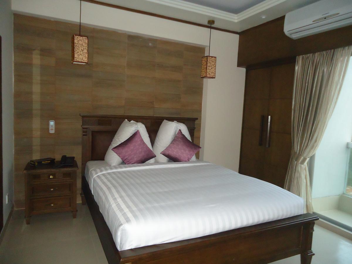 Neeshorgo Hotel & Resort Кокс-Базар Екстер'єр фото
