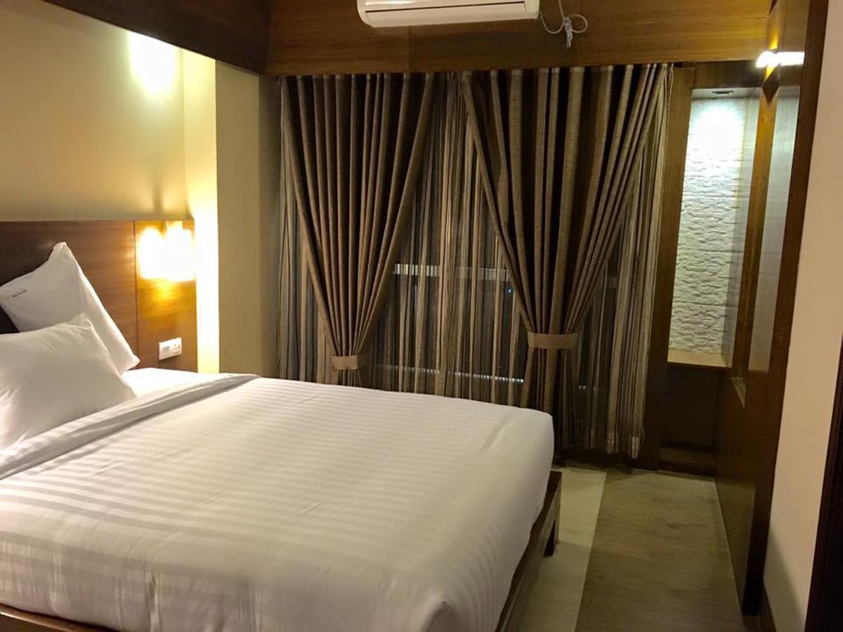 Neeshorgo Hotel & Resort Кокс-Базар Екстер'єр фото